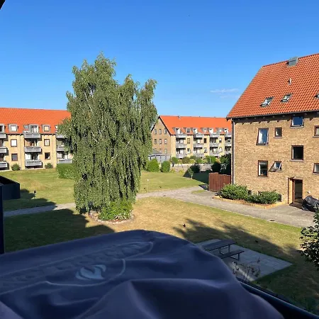 Cph Walk To Near Metro & Airport Apartamento Copenhaga