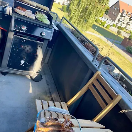 Cph Walk To Near Metro & Airport *